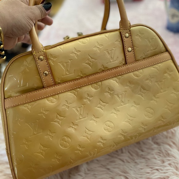 LV vernis Mono Tompkins Square - Picture 2 of 11